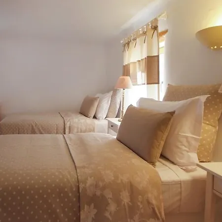 Aurora Villas * Naousa (Paros)